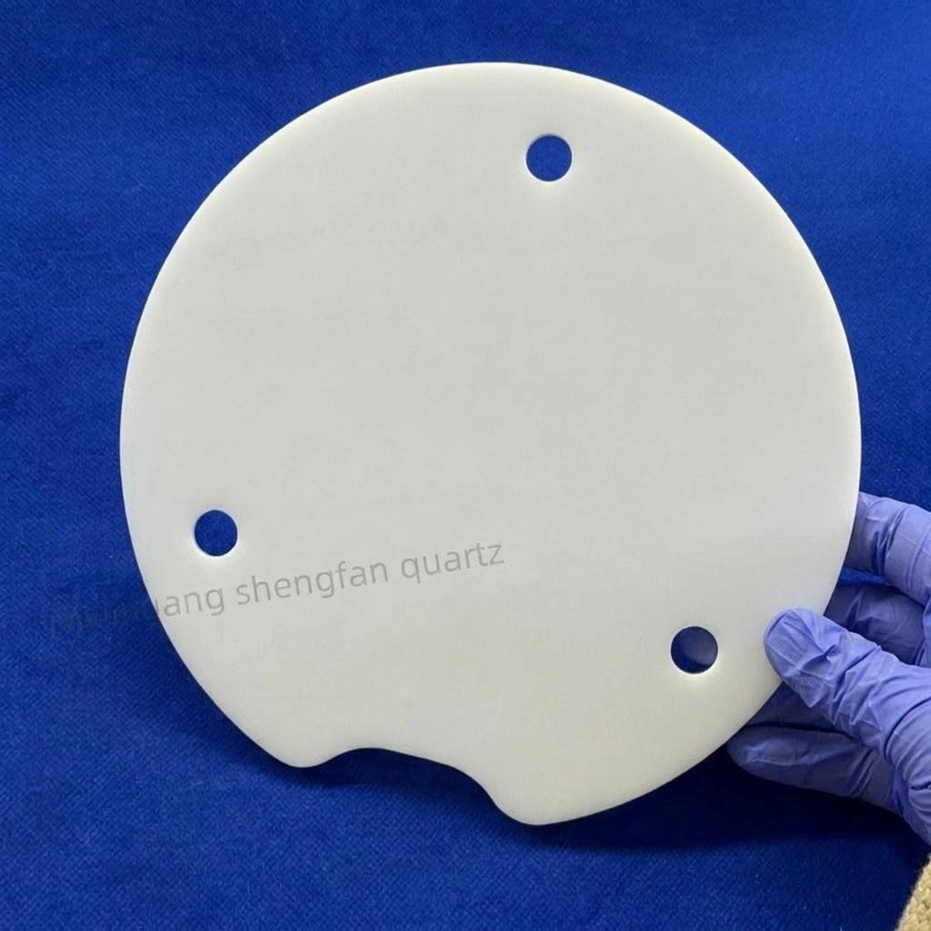 最新の会社の事例について Opaque Quartz Perforated Sheets: High-Reflectivity Thermal Radiation Shielding Materials for Semiconductor-Mia