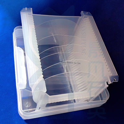 パーソナライズされた溶融クォーツプレート 92% 光伝達力 2.2g/cm3 密度 1150°C 作業温度